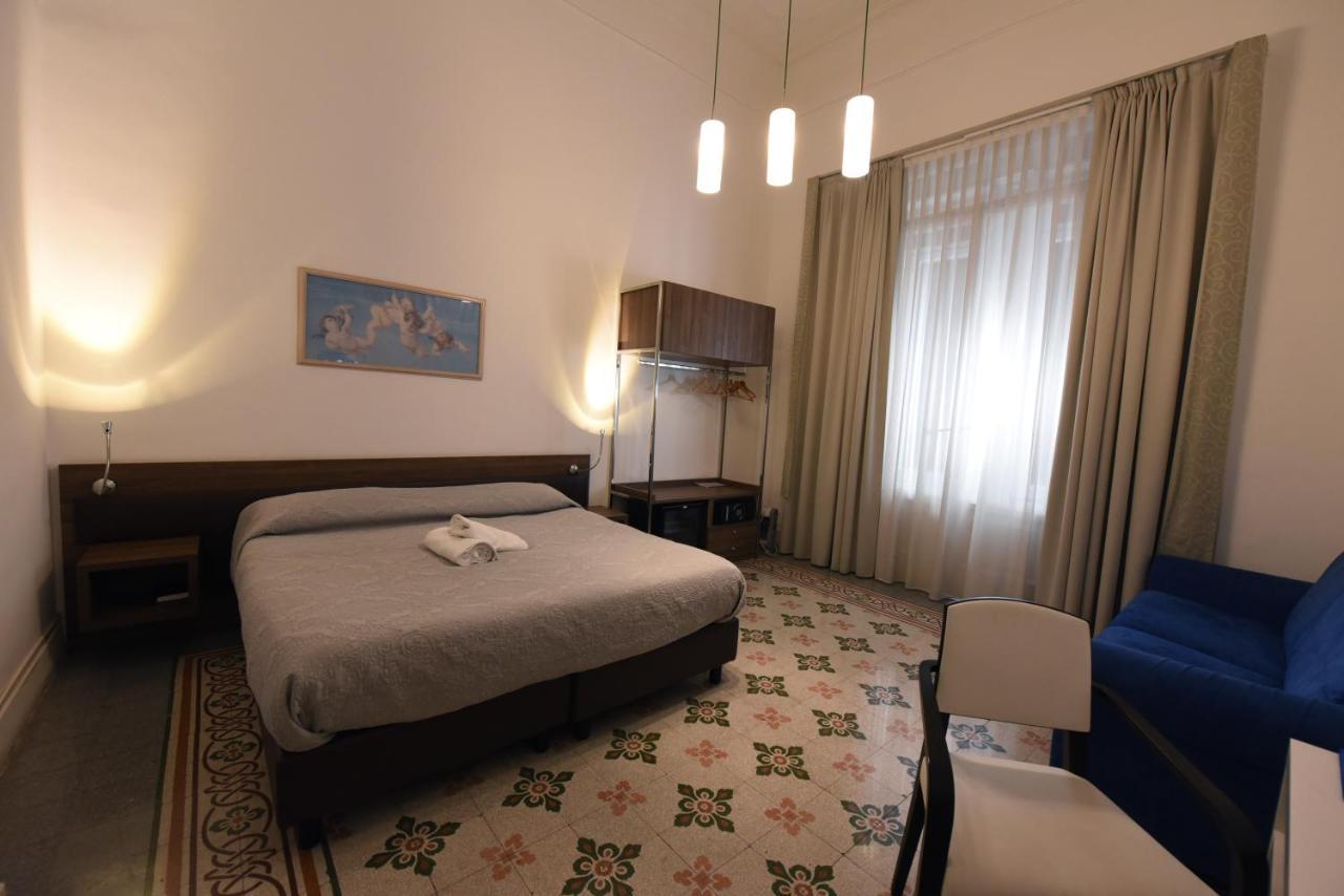 נאפולי Maison Toledo 210 מראה חיצוני תמונה